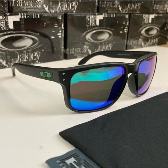 Oakley Holbrook Prizm Polarized Jade Iridium OO9102 Black Matte Frame - Picture 6 of 9